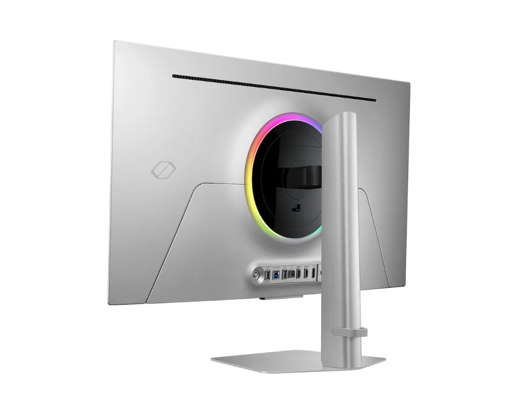 ae-odyssey-oled-g8-32g81sf-ls32fg810smxue-545062870[1]