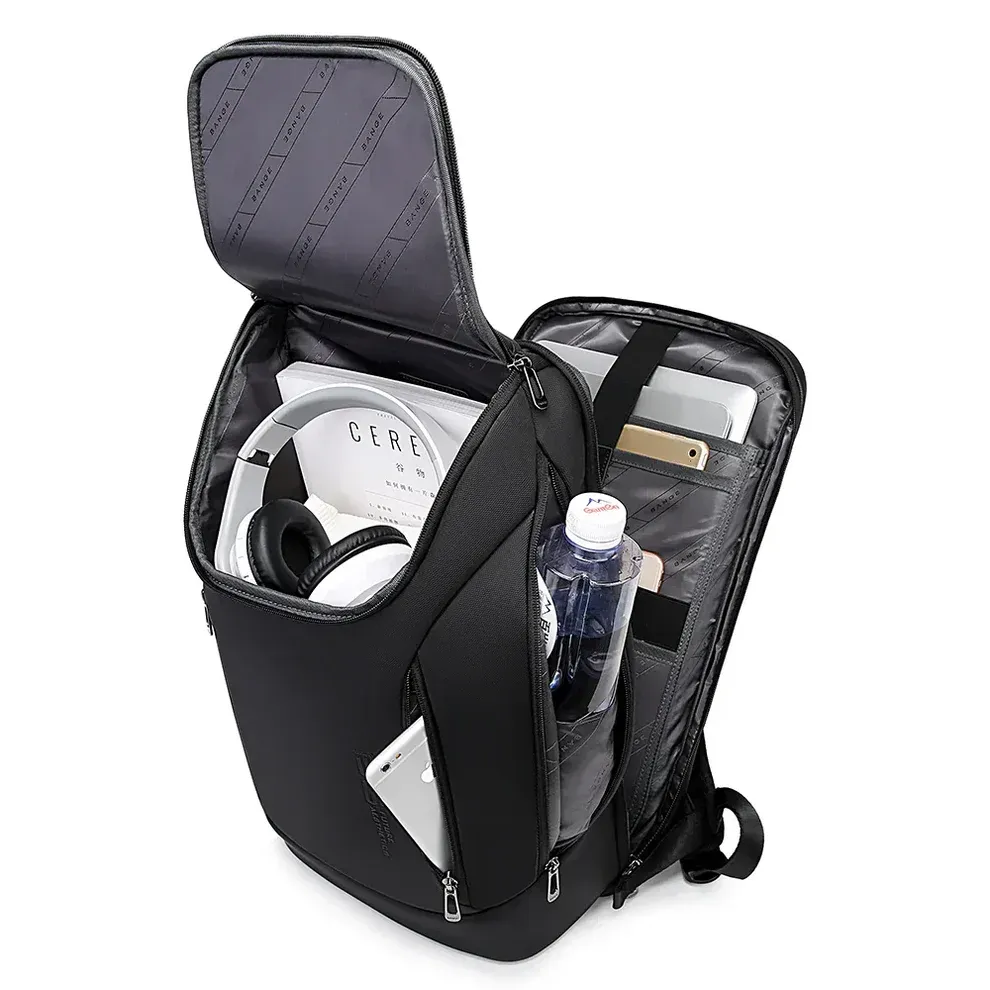 Aerox_Travel_Backpack.webp