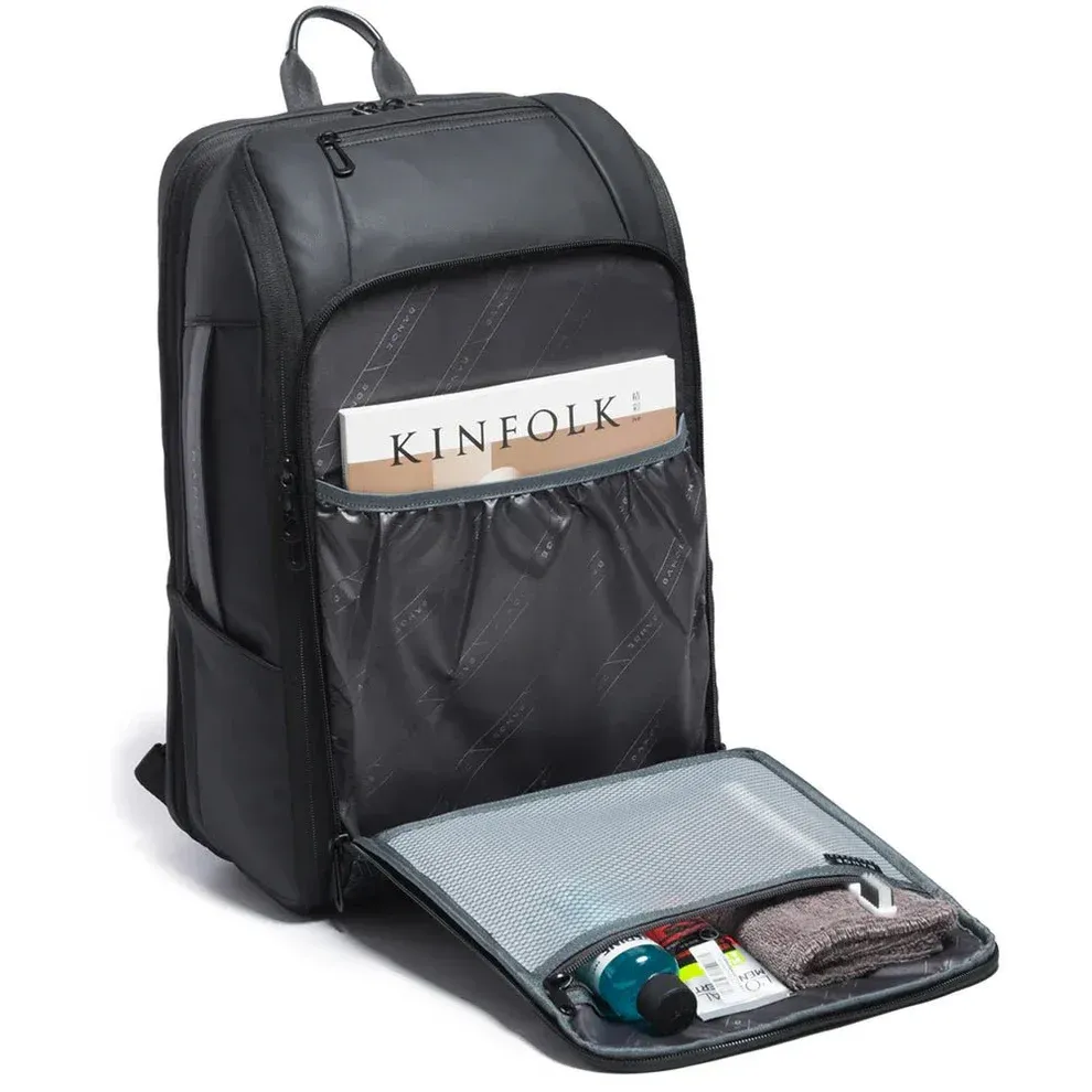 Zenith_Backpack_Interior.webp
