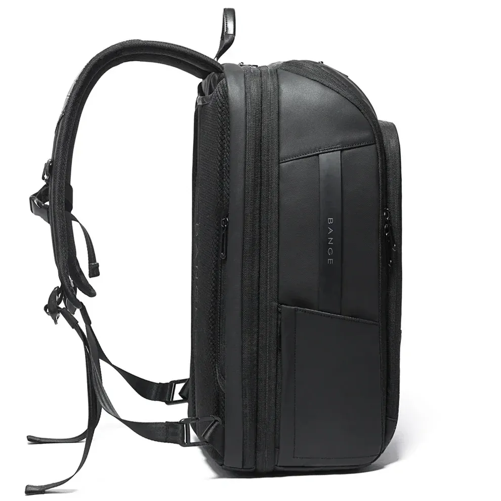Zenith_Backpack_Travel.webp